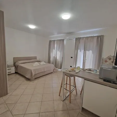 Nuovo Appartamentino In Centro Lägenhet